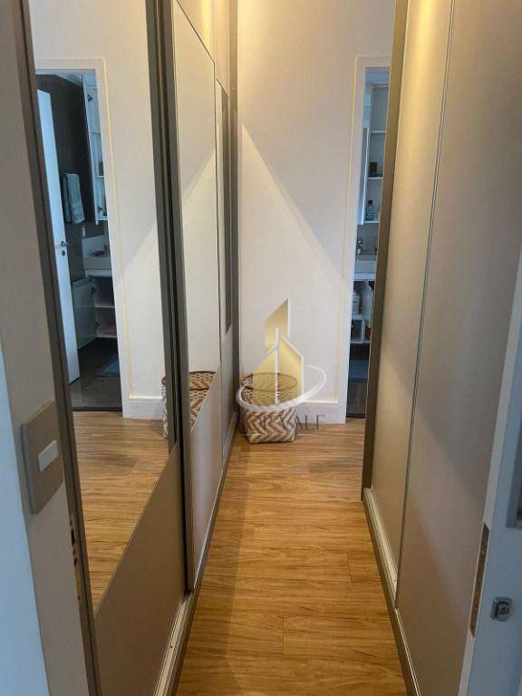 Apartamento à venda com 3 quartos, 157m² - Foto 13