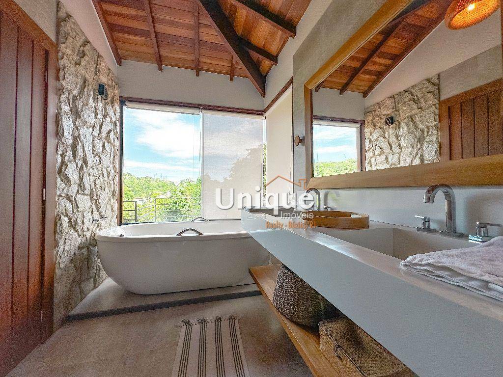 Casa à venda com 5 quartos, 412m² - Foto 19