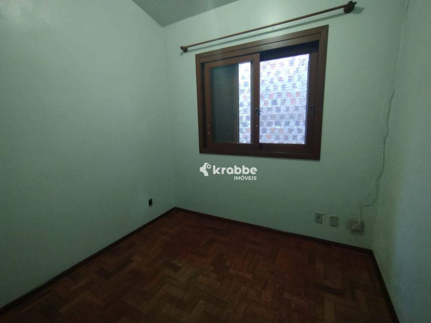 Casa para alugar com 4 quartos, 180m² - Foto 5