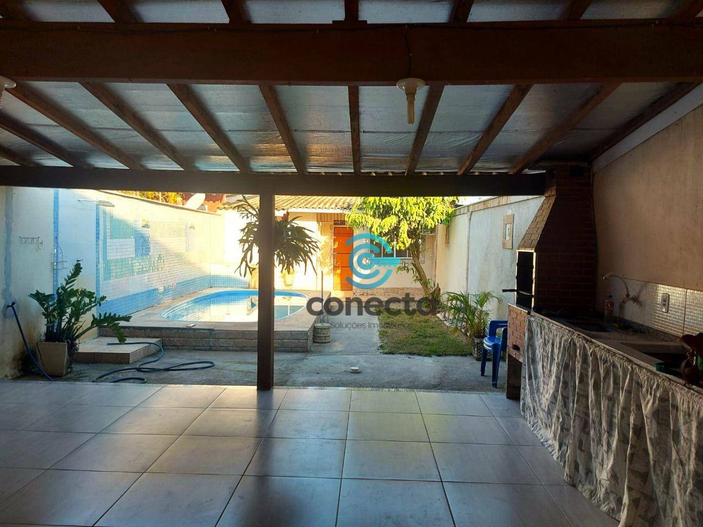 Casa à venda com 4 quartos, 100m² - Foto 13