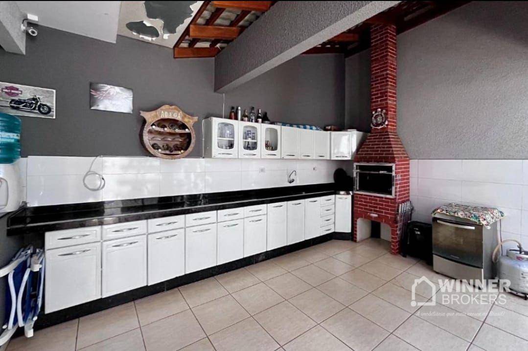 Casa para alugar com 3 quartos, 150m² - Foto 11