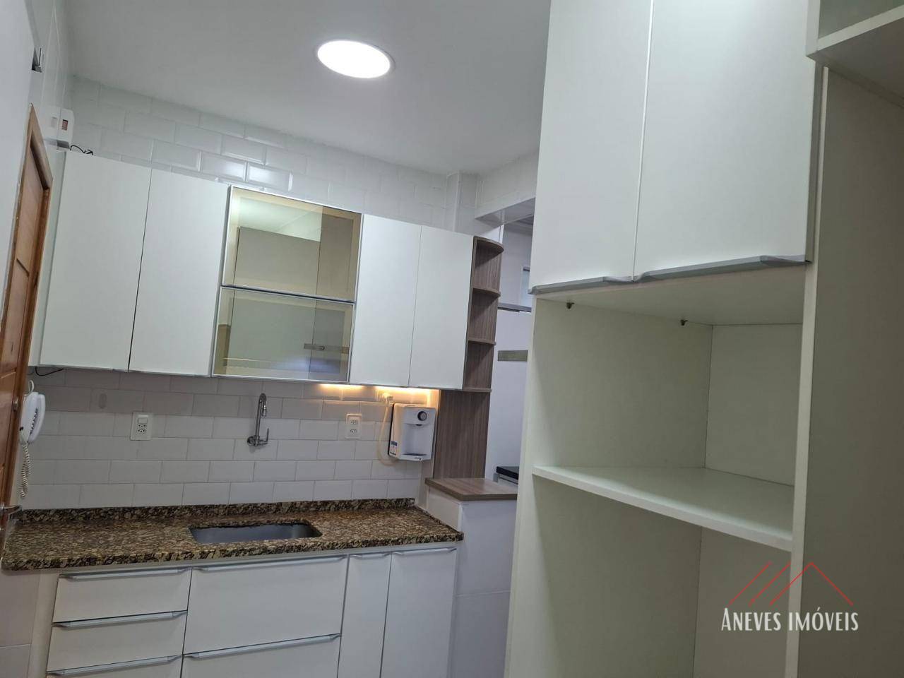 Apartamento à venda com 2 quartos, 67m² - Foto 10