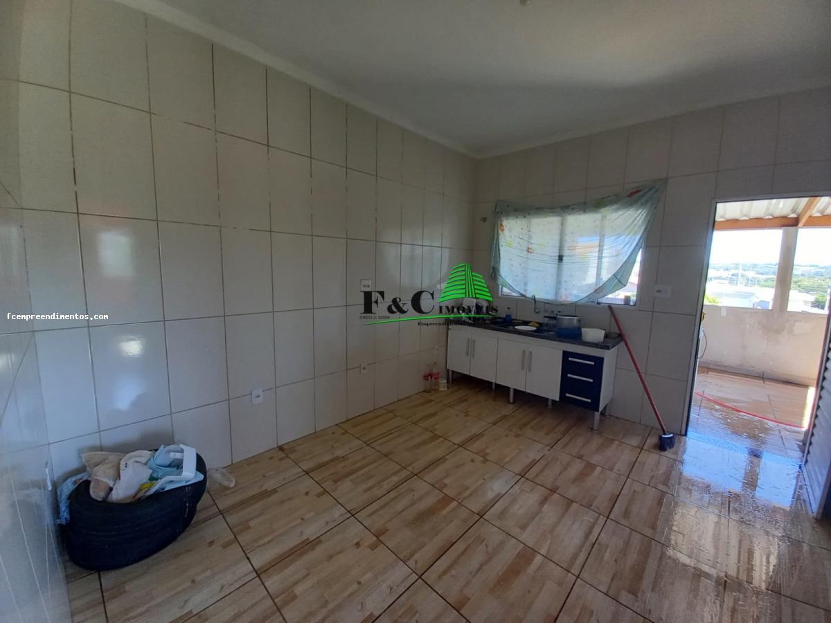 Casa à venda com 3 quartos, 200m² - Foto 14