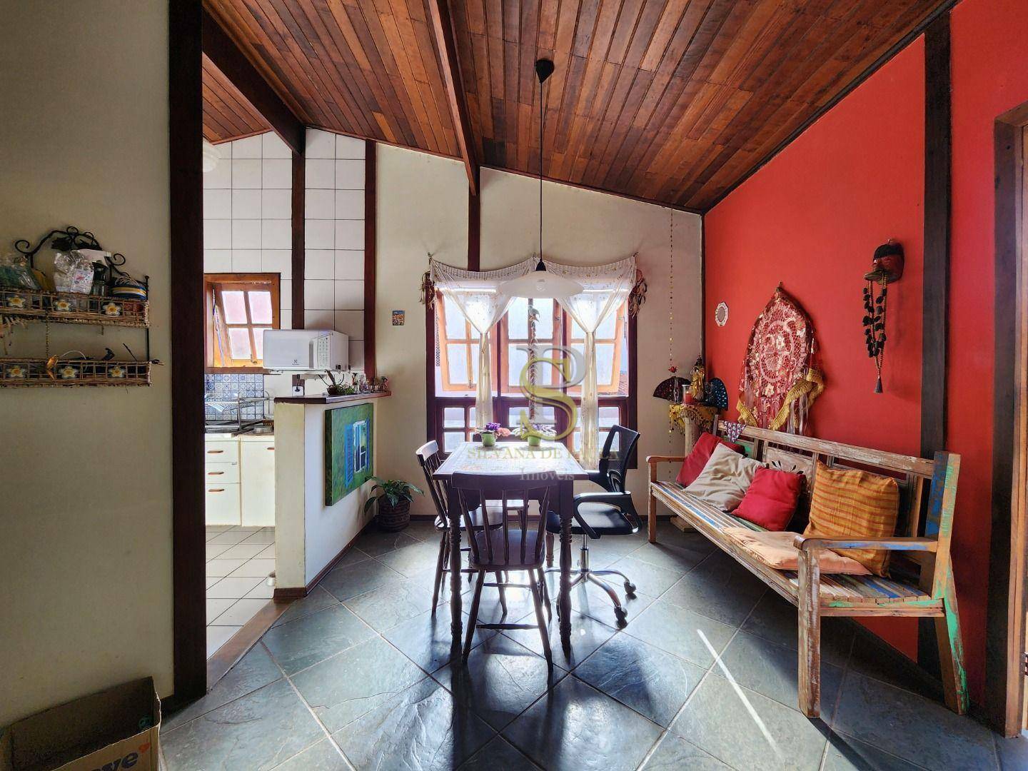 Casa de Condomínio à venda com 6 quartos, 222m² - Foto 9