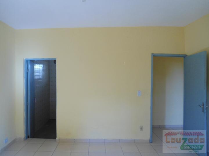 Casa à venda com 2 quartos, 180m² - Foto 7