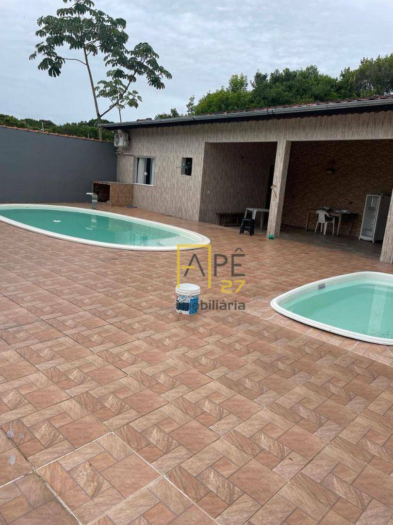 Casa, 3 quartos, 200 m² - Foto 1