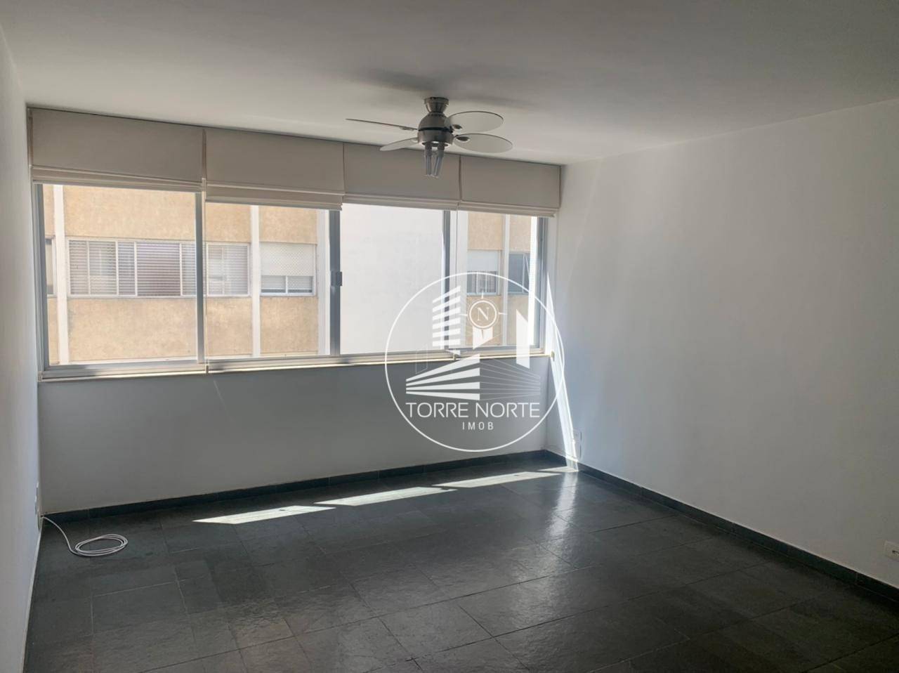 Apartamento à venda com 3 quartos, 112m² - Foto 2