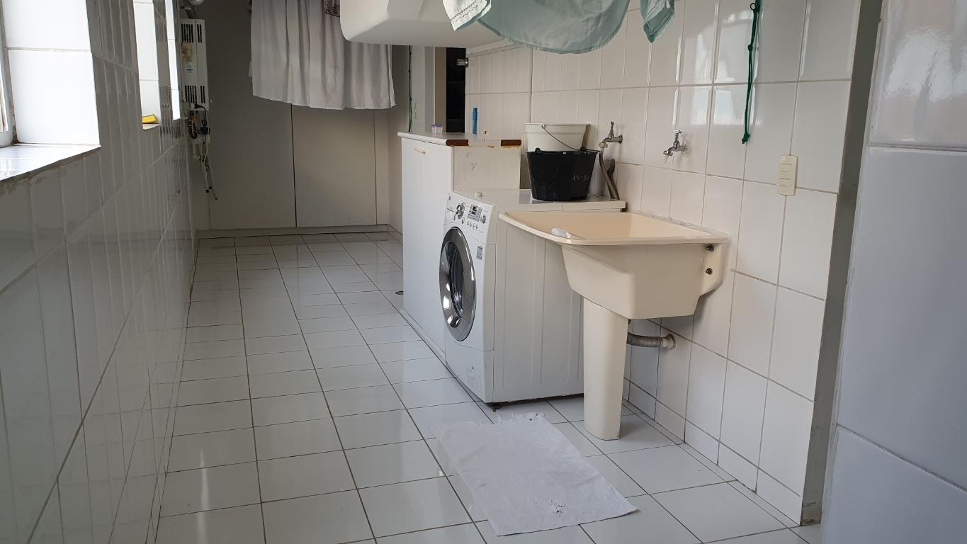 Apartamento à venda com 6 quartos, 680m² - Foto 21