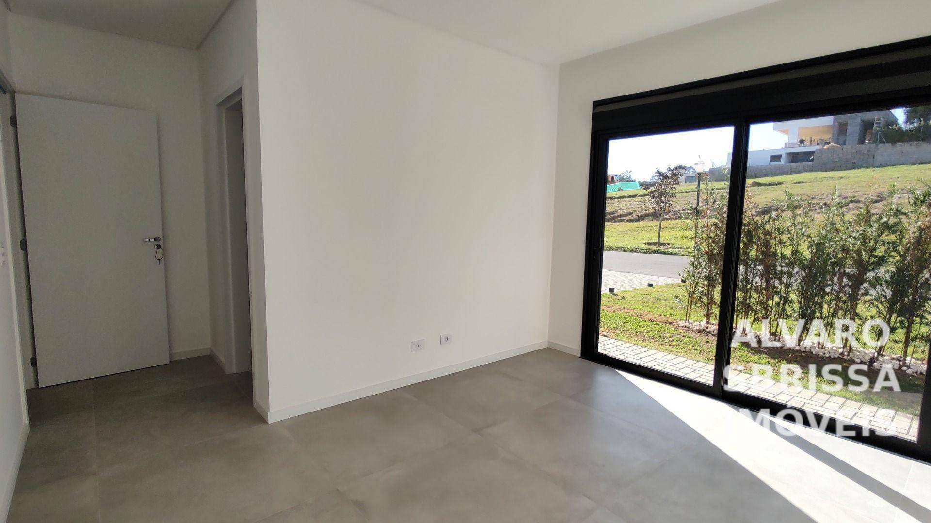 Casa de Condomínio à venda com 4 quartos, 326m² - Foto 26