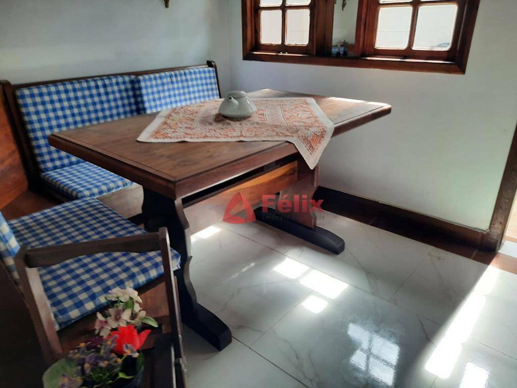 Casa, 3 quartos, 294 m² - Foto 11