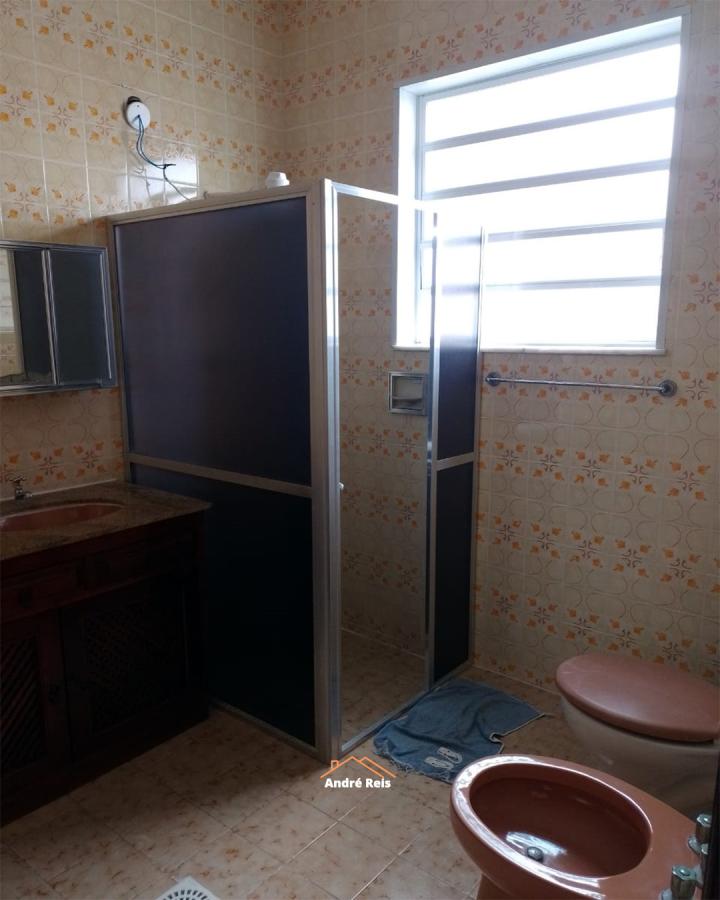 Casa à venda com 3 quartos, 350m² - Foto 10