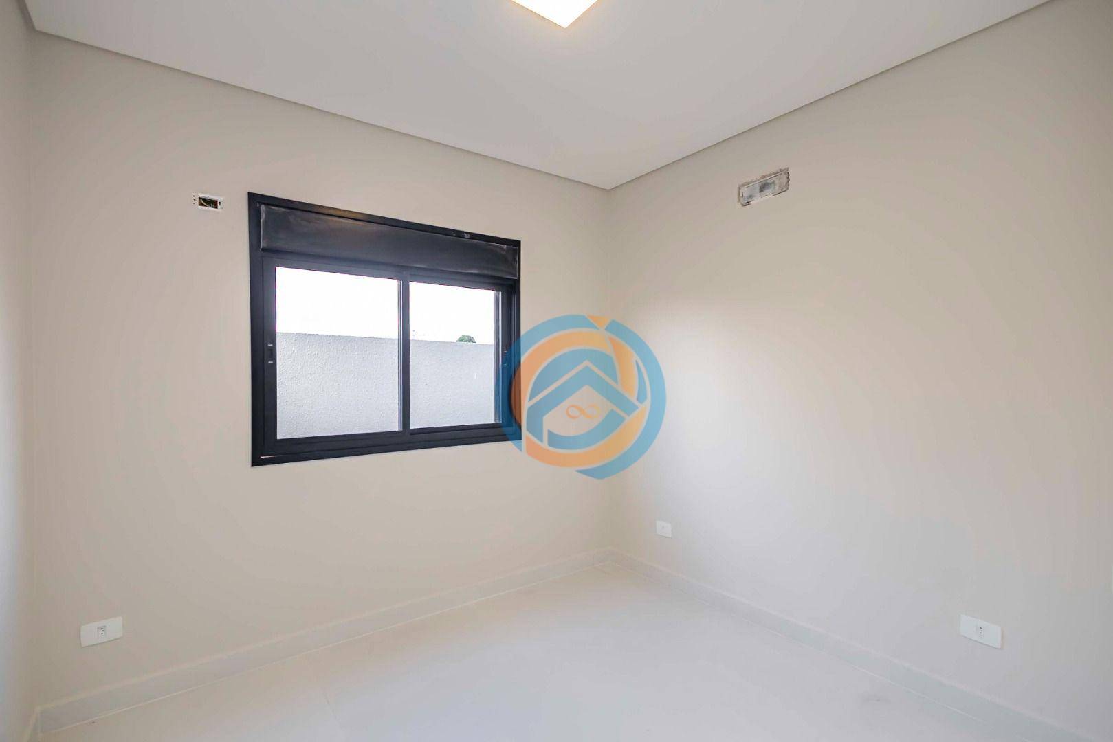 Casa à venda com 2 quartos, 52m² - Foto 18