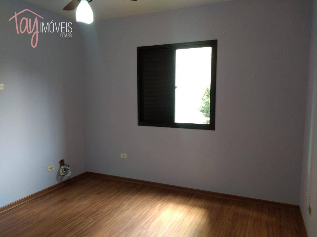 Apartamento à venda com 3 quartos, 75m² - Foto 30