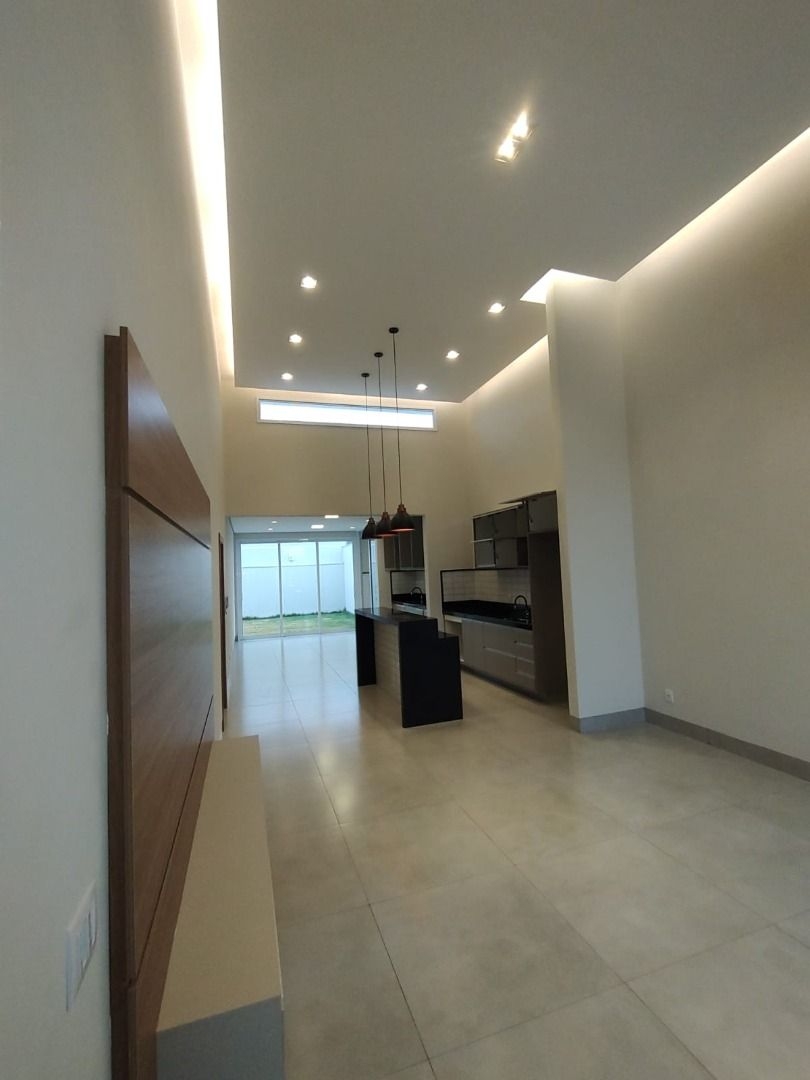 Casa à venda com 3 quartos, 117m² - Foto 9