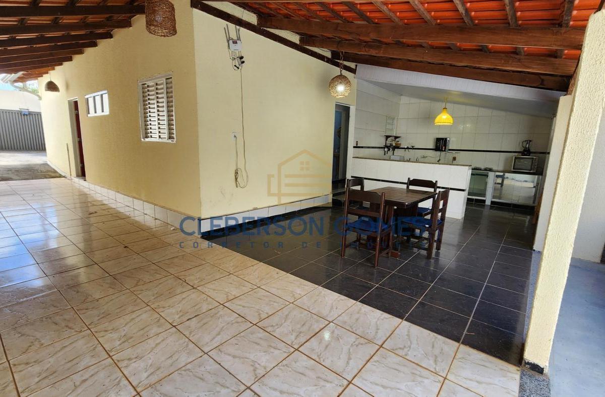 Casa à venda com 3 quartos, 300m² - Foto 11