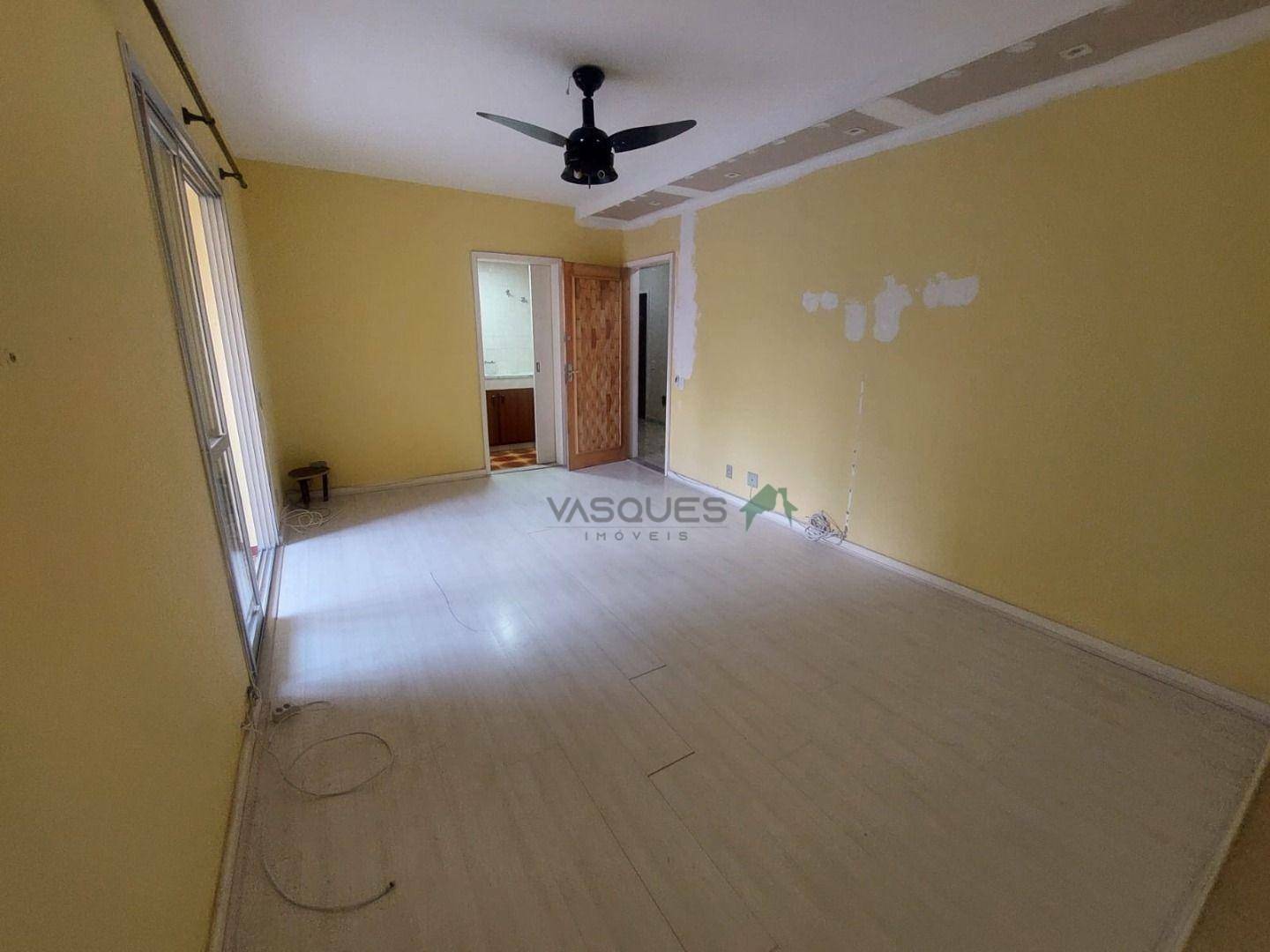 Apartamento para alugar com 2 quartos, 59m² - Foto 3