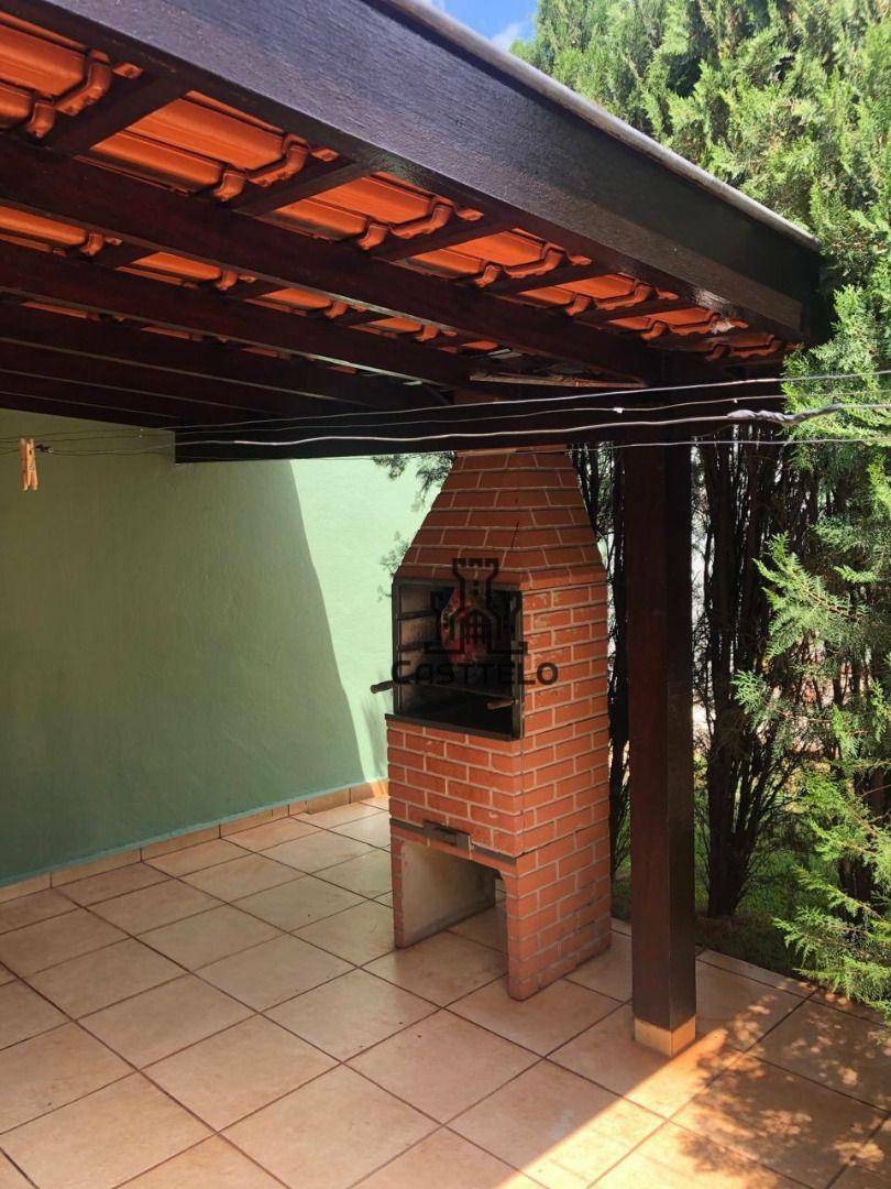 Casa à venda com 4 quartos, 170m² - Foto 7