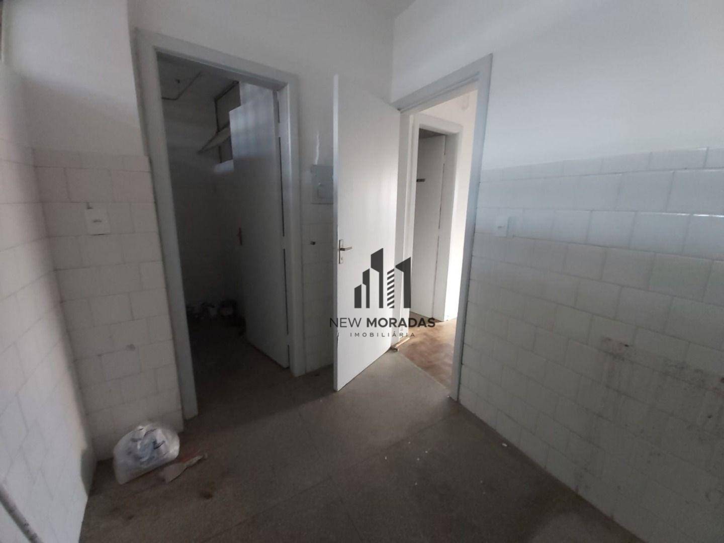 Apartamento à venda com 2 quartos, 65m² - Foto 17