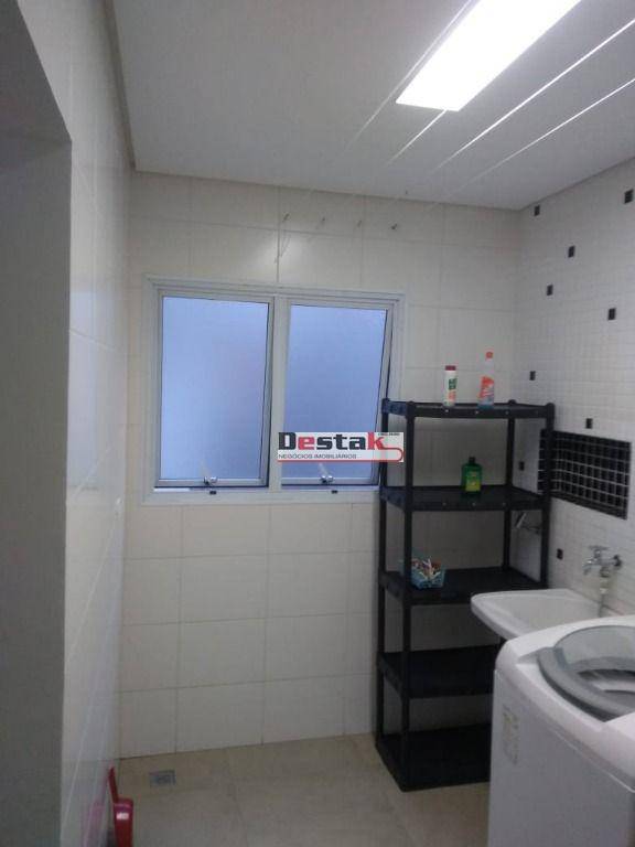 Sobrado à venda com 3 quartos, 318m² - Foto 14