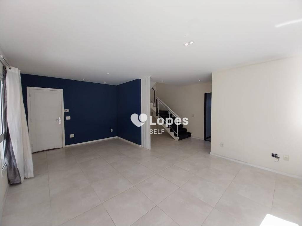 Casa à venda com 3 quartos, 164m² - Foto 5