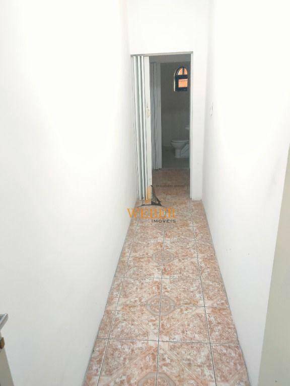 Sobrado à venda com 8 quartos, 250m² - Foto 10