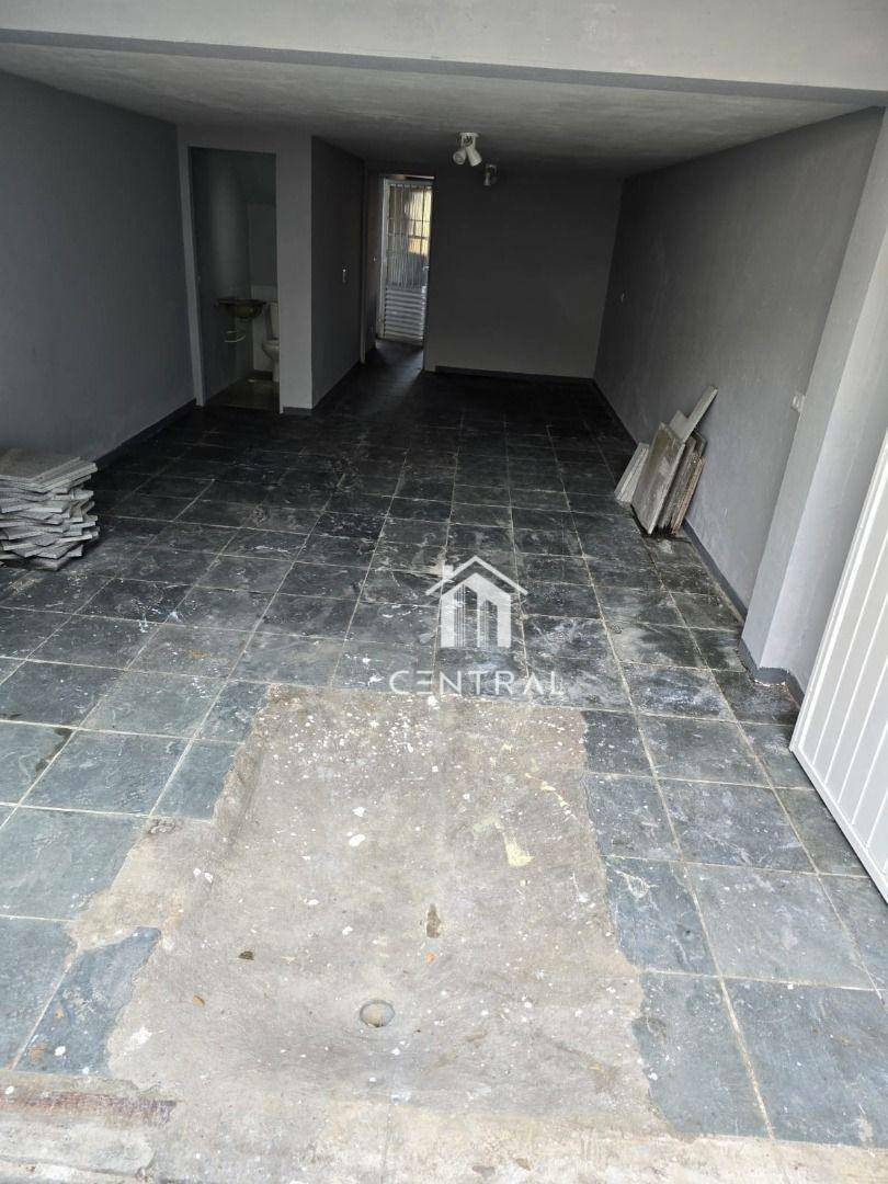 Sobrado à venda com 2 quartos, 174m² - Foto 2