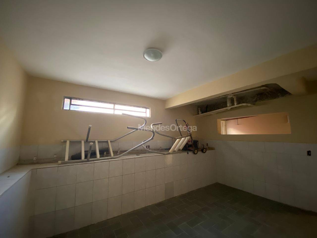 Chácara à venda com 5 quartos, 390m² - Foto 10