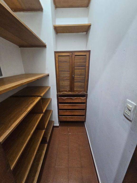 Casa, 3 quartos, 284 m² - Foto 19