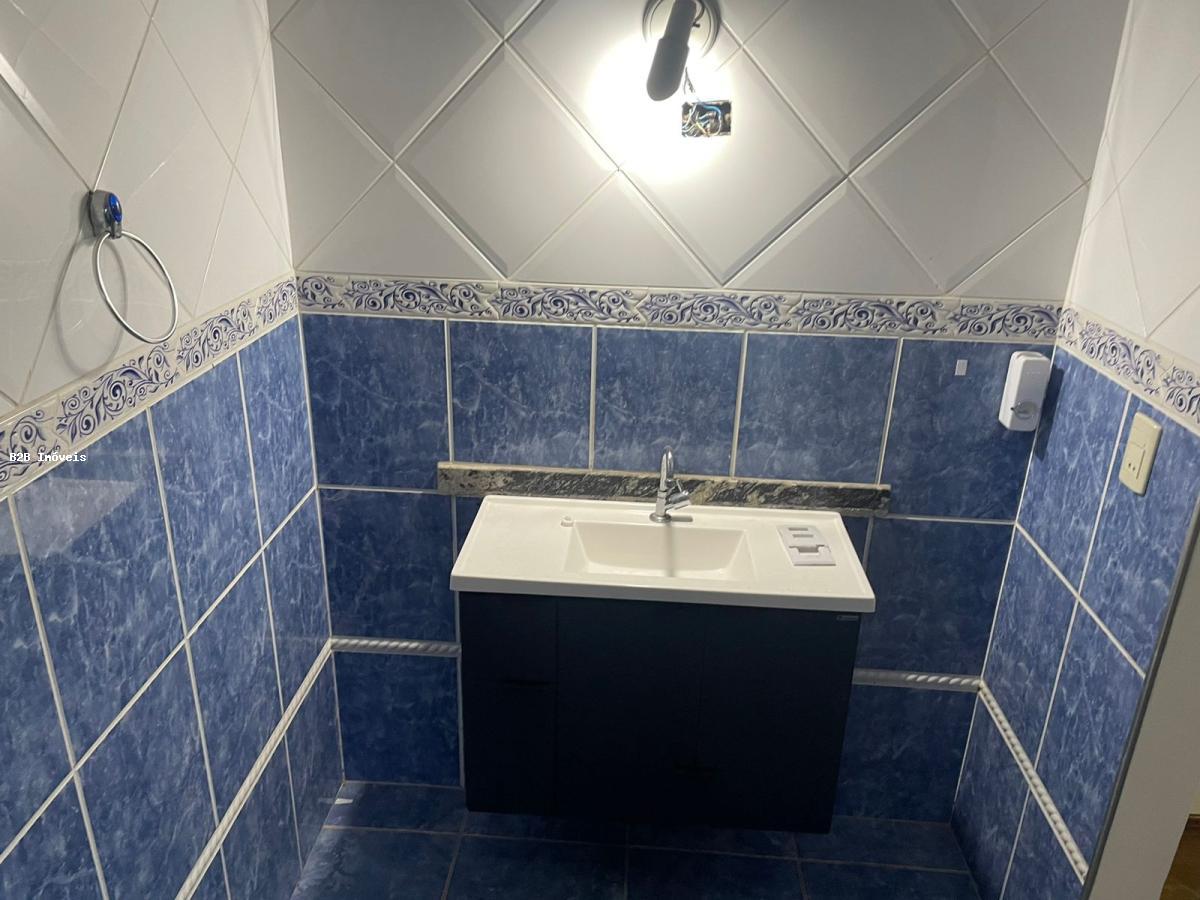 Casa à venda com 2 quartos, 250m² - Foto 12