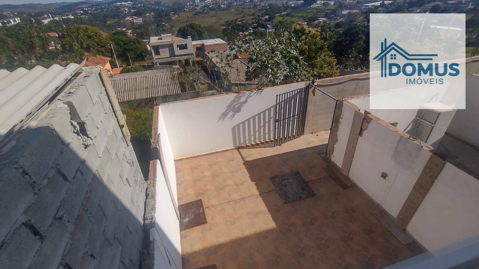 Casa à venda com 2 quartos, 110m² - Foto 14