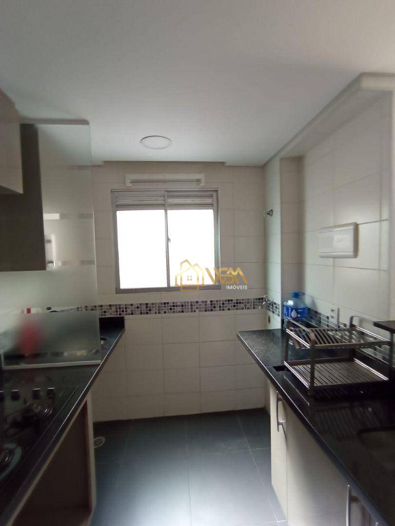 Apartamento à venda com 2 quartos, 42m² - Foto 4