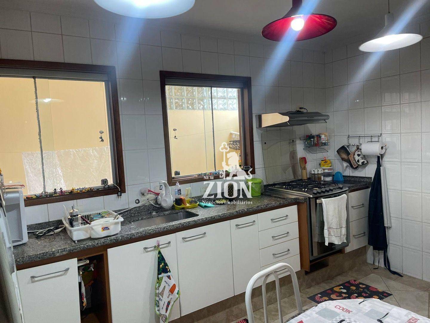 Sobrado à venda com 3 quartos, 195m² - Foto 28