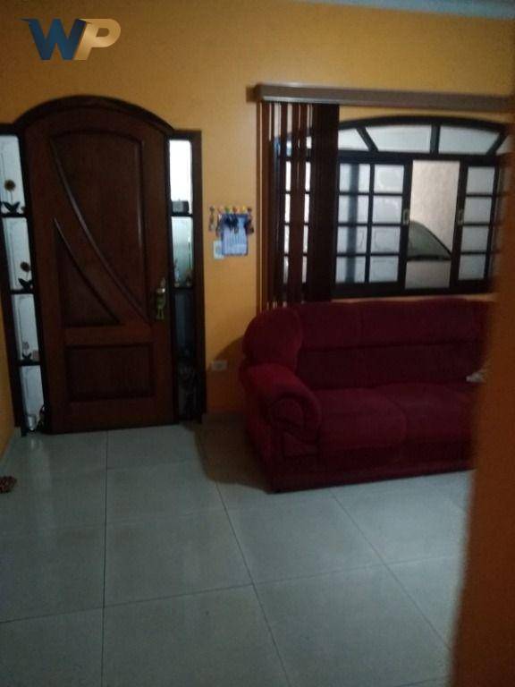 Sobrado à venda com 2 quartos, 182m² - Foto 1