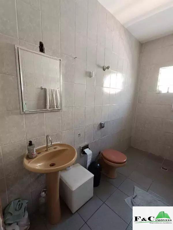 Casa à venda com 3 quartos, 200m² - Foto 13