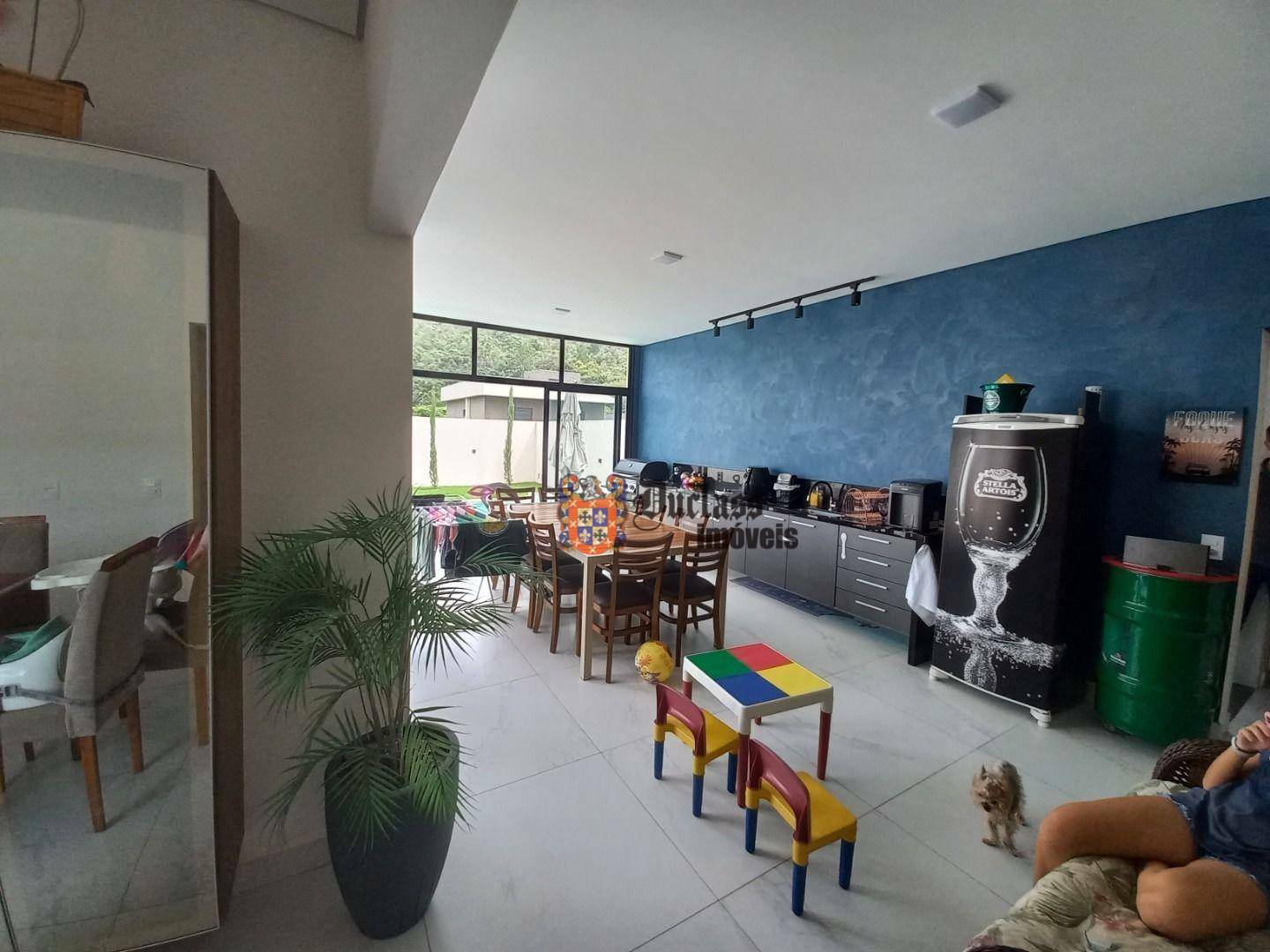 Casa de Condomínio à venda com 3 quartos, 234m² - Foto 19