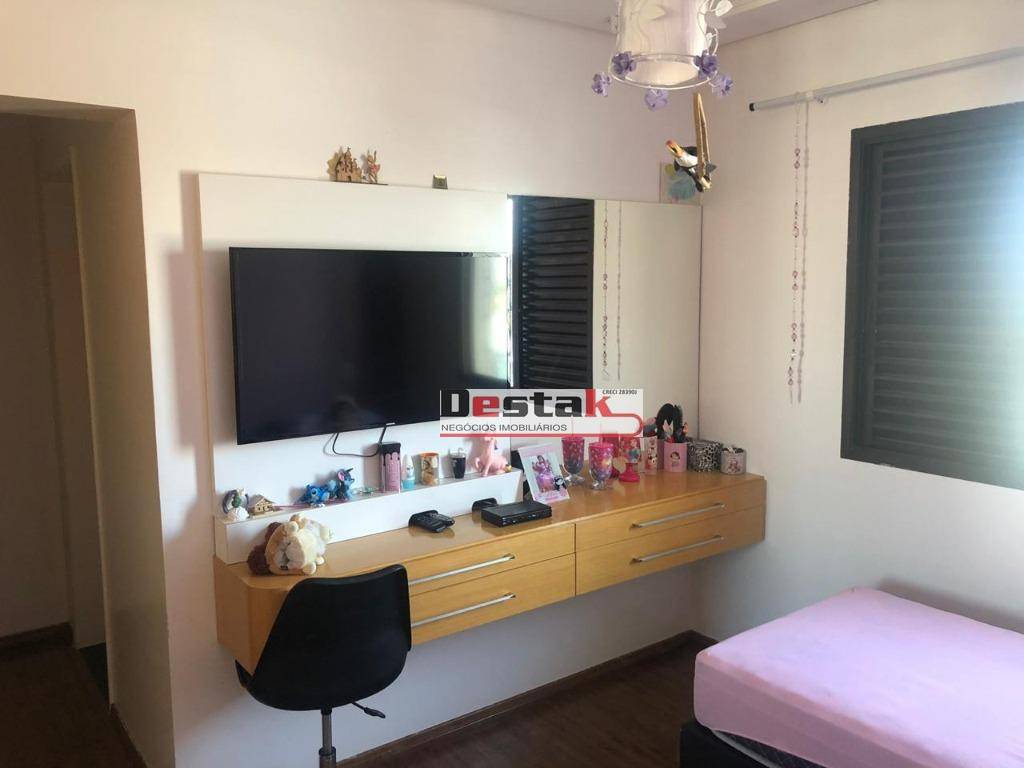 Apartamento à venda com 3 quartos, 181m² - Foto 34