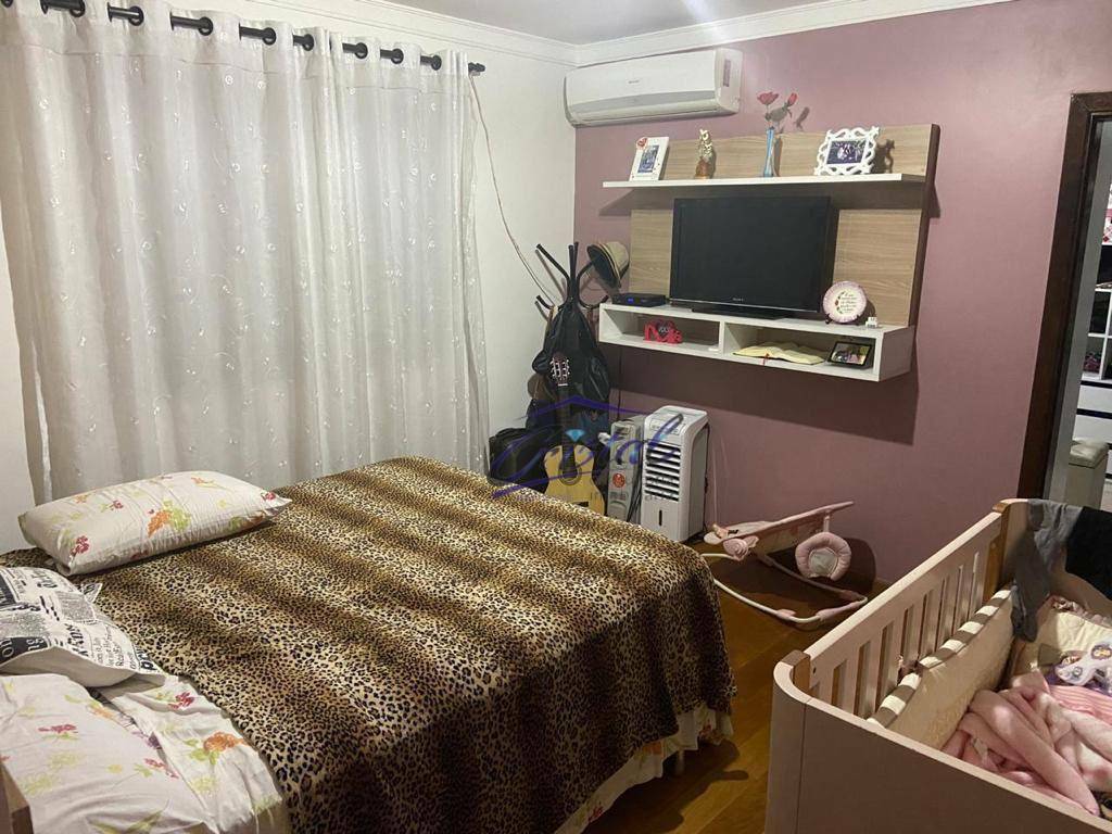 Casa à venda com 3 quartos, 200m² - Foto 12