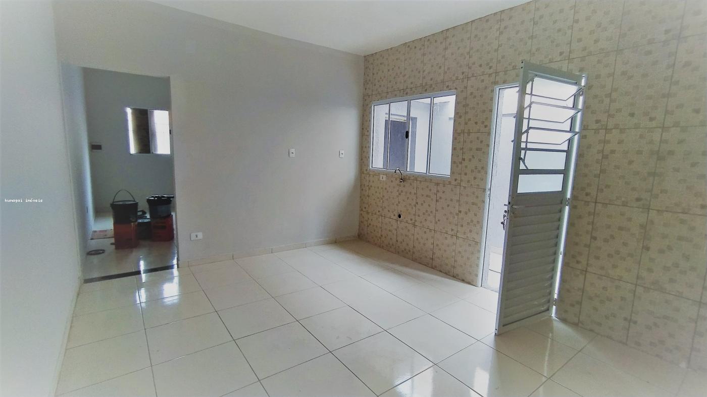 Casa para alugar com 2 quartos, 115m² - Foto 5