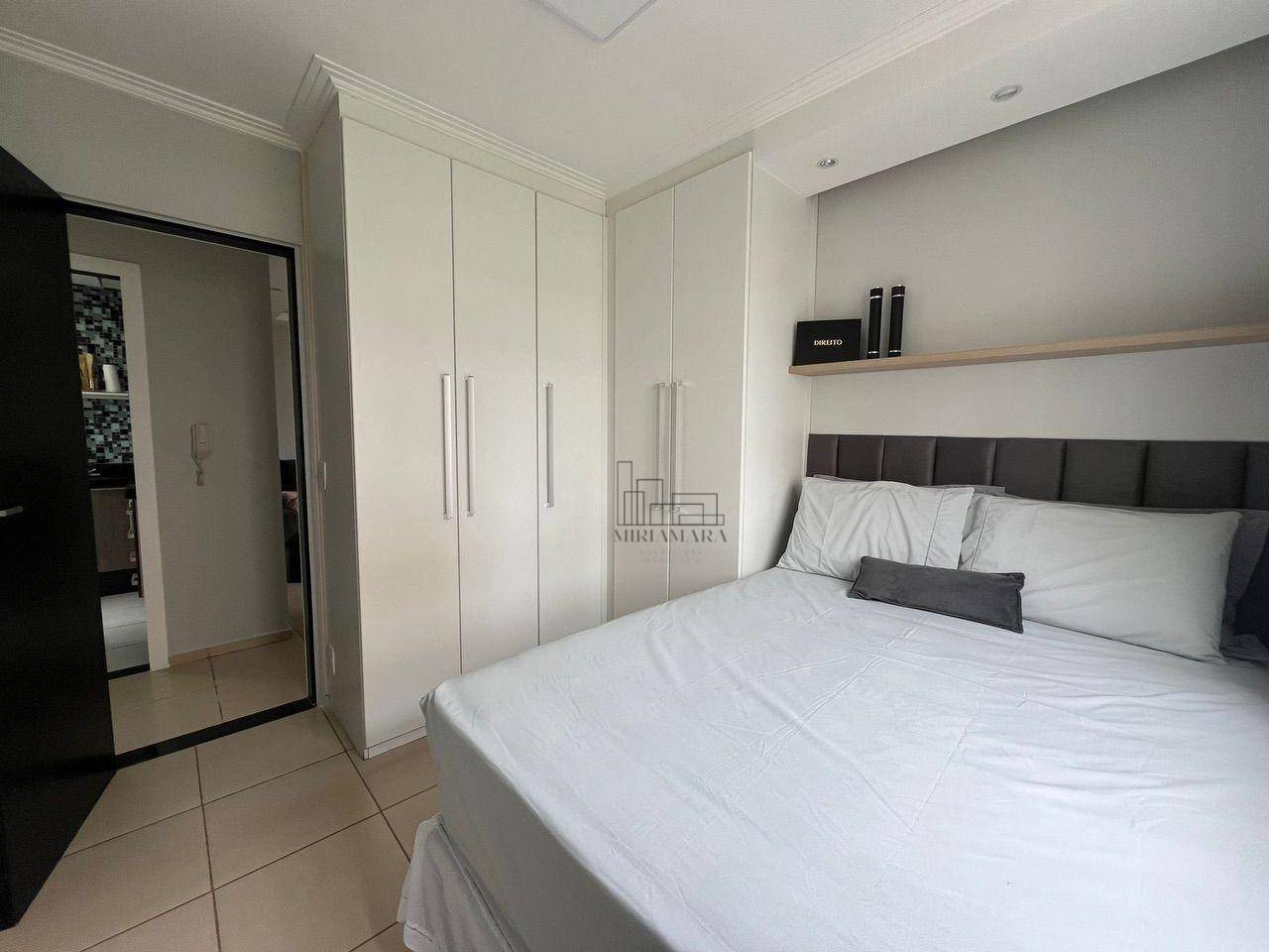 Apartamento à venda com 2 quartos, 46m² - Foto 12