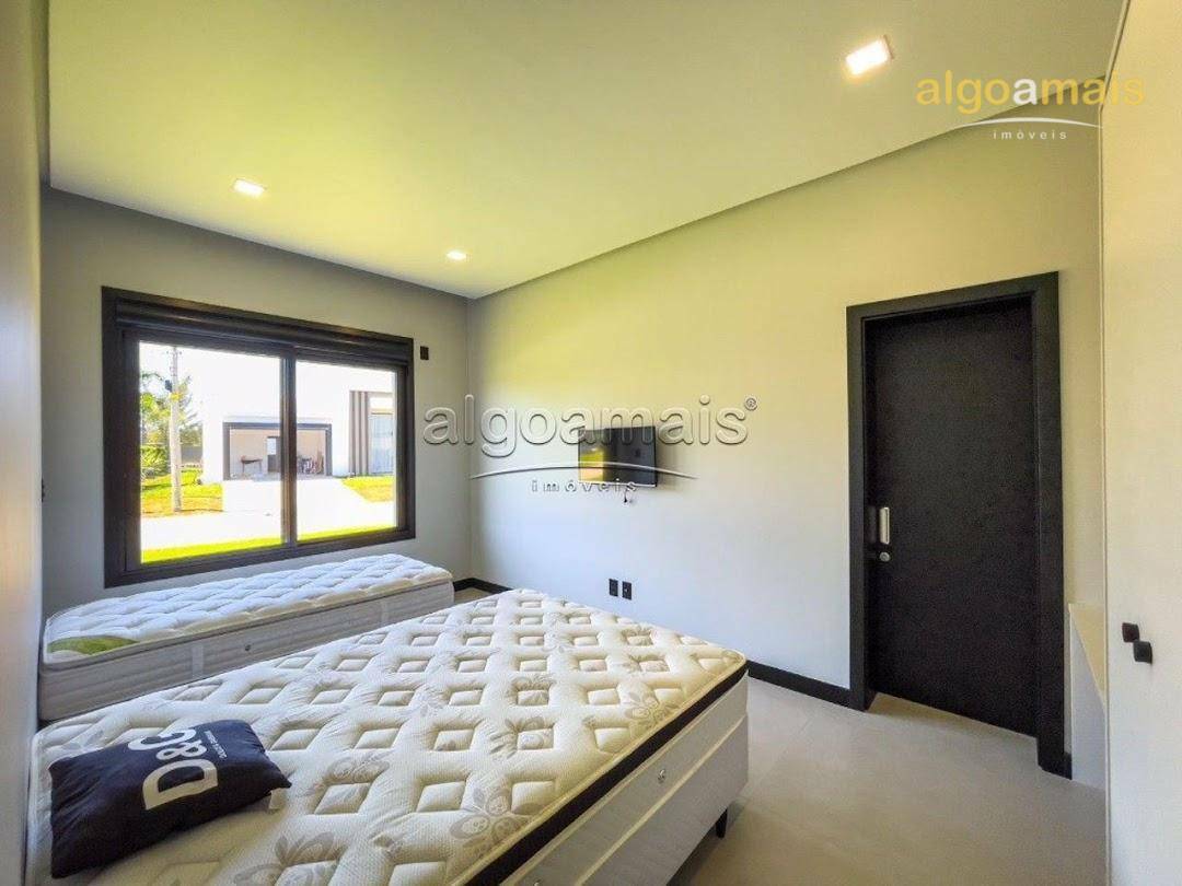 Casa de Condomínio à venda com 5 quartos, 276m² - Foto 18