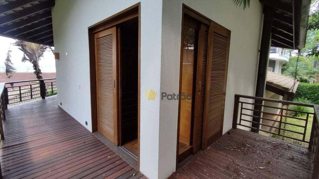 Casa de Condomínio à venda com 3 quartos, 550m² - Foto 46