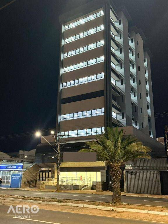 Prédio Inteiro, 4294 m² - Foto 1