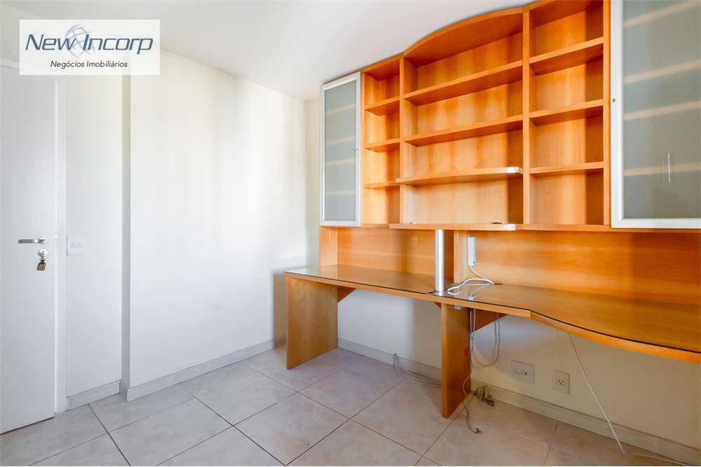 Apartamento à venda com 4 quartos, 145m² - Foto 28