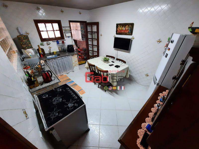 Casa de Condomínio à venda com 4 quartos, 200m² - Foto 12