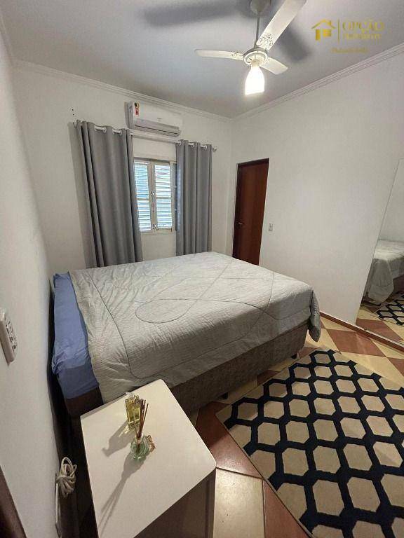 Chácara à venda com 3 quartos, 297m² - Foto 15