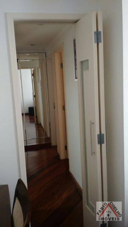 Apartamento à venda com 3 quartos, 67m² - Foto 18