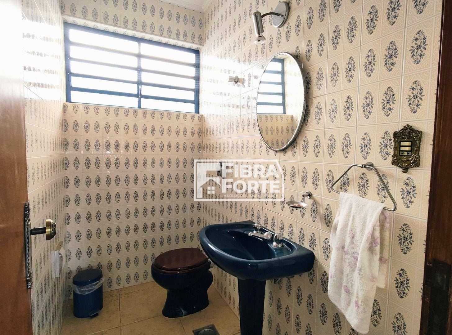 Casa à venda com 4 quartos, 262m² - Foto 8