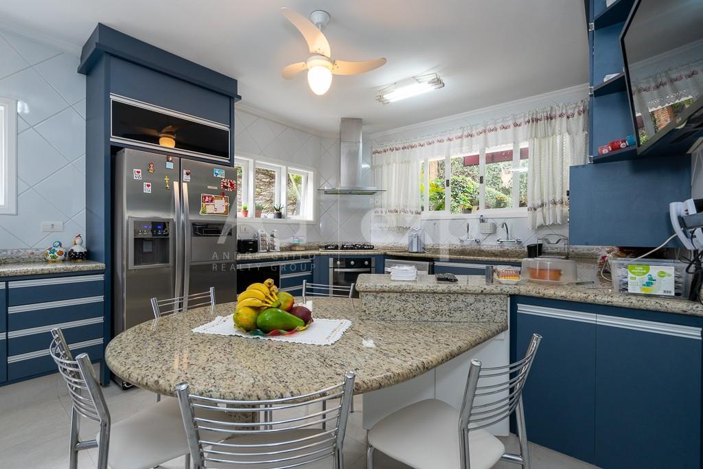 Casa à venda com 4 quartos, 584m² - Foto 22