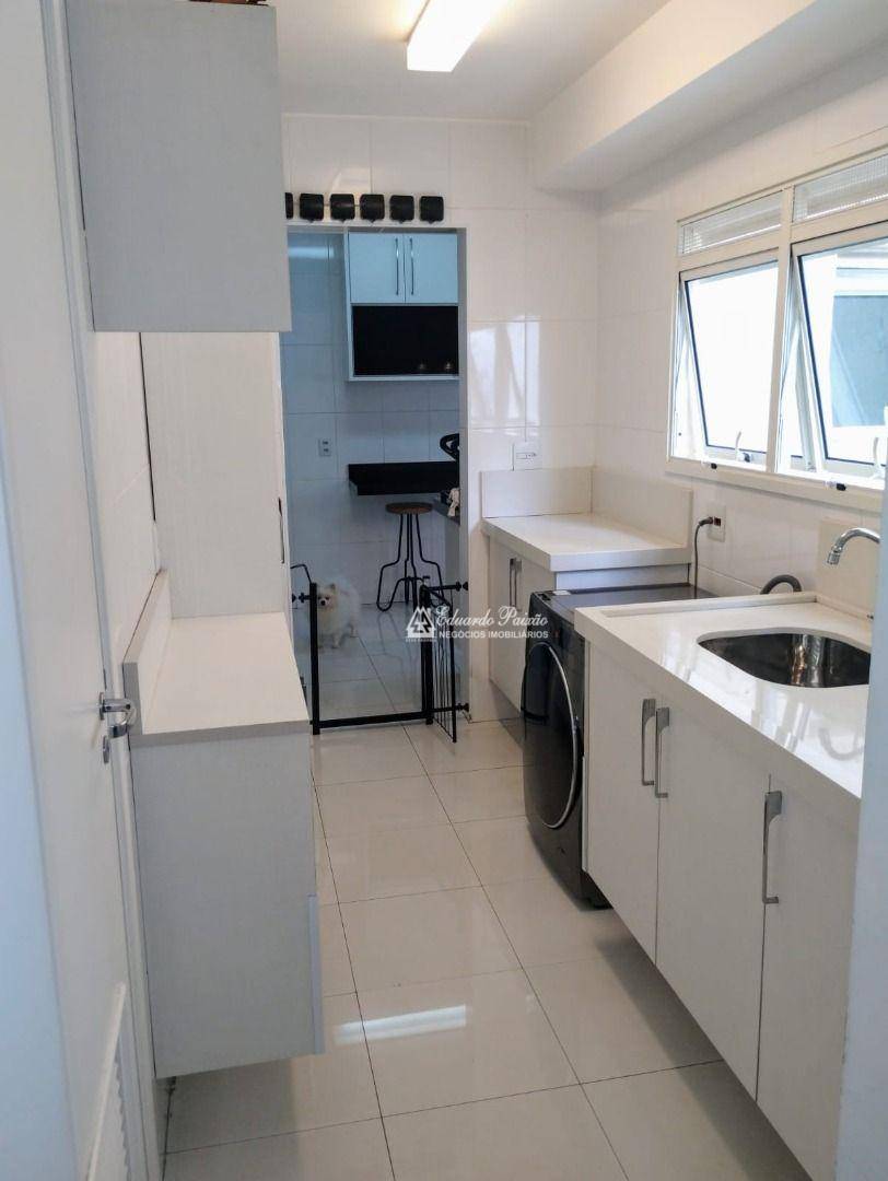 Apartamento à venda com 3 quartos, 182m² - Foto 10