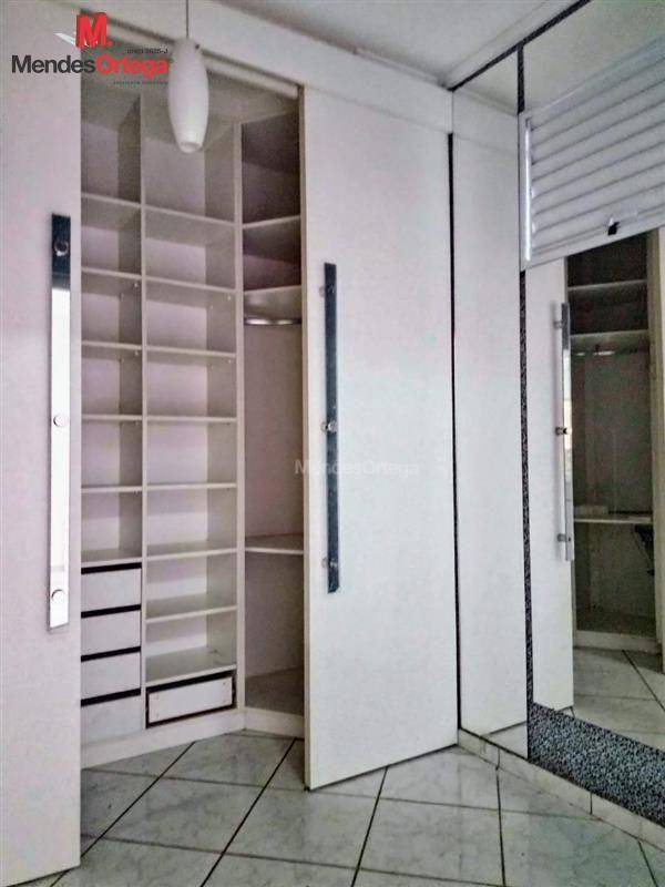 Casa à venda com 2 quartos, 125m² - Foto 12